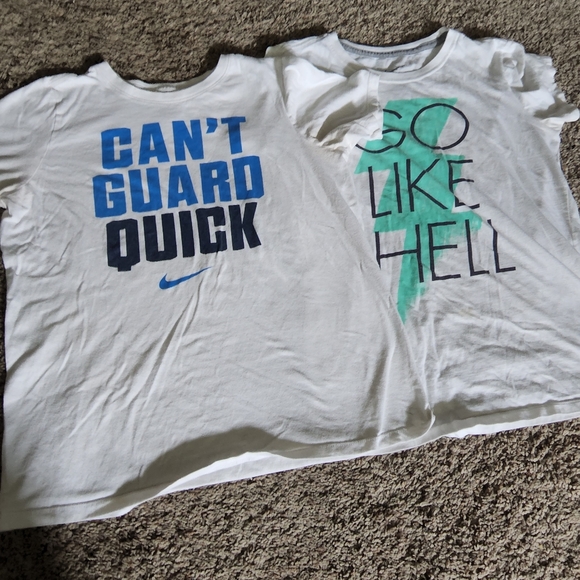 2 Nike tees - Picture 1 of 5